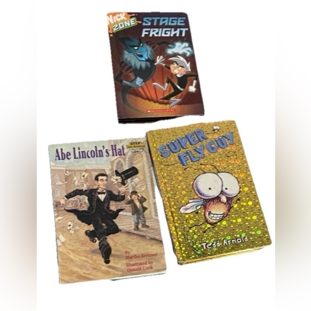 Scholastic Kids Reading Books Lot Super Fly Guy, Stage Fright, Abe Lincoln's Hat